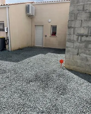 Pour 2 Personnes A Charente * Tonnay-Charente