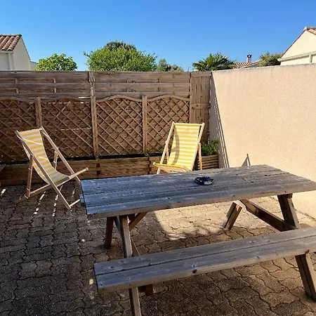 Pour 2 Personnes A Charente Apartment *