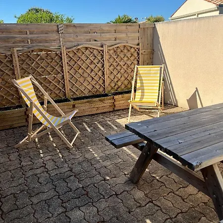 Pour 2 Personnes A Charente Apartment Tonnay-Charente
